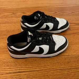 Nike Panda Dunks